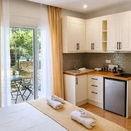 Bello Suites *